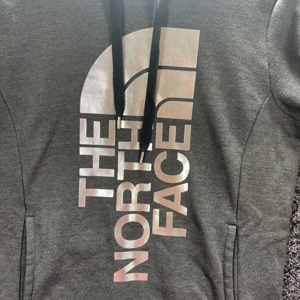 The North Face Womens Grey Metallic Logo Pullover Hoodie Sweatshirt Medium M - Picture 3 of 7